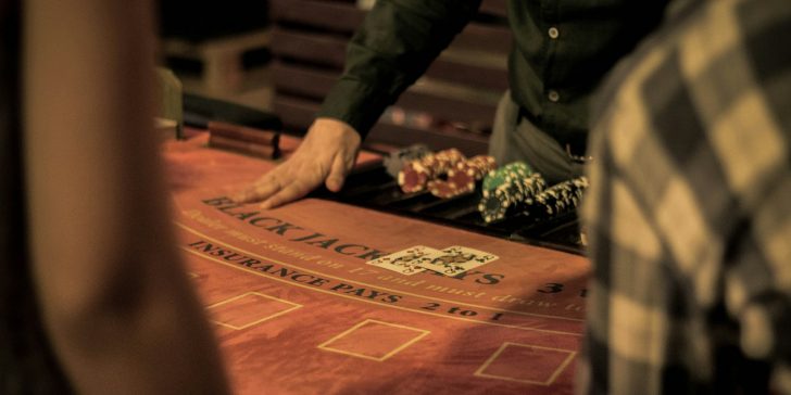 Estratégias Avançadas e Matemática do Blackjack: O Guia Definitivo - 1