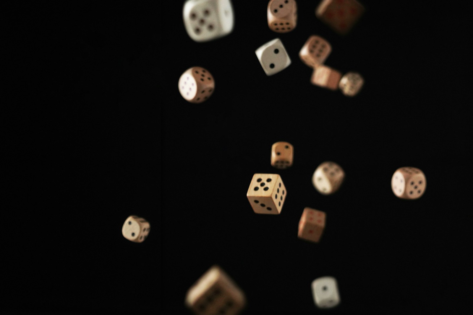Estratégias Avançadas e Matemática do Blackjack: O Guia Definitivo - 2